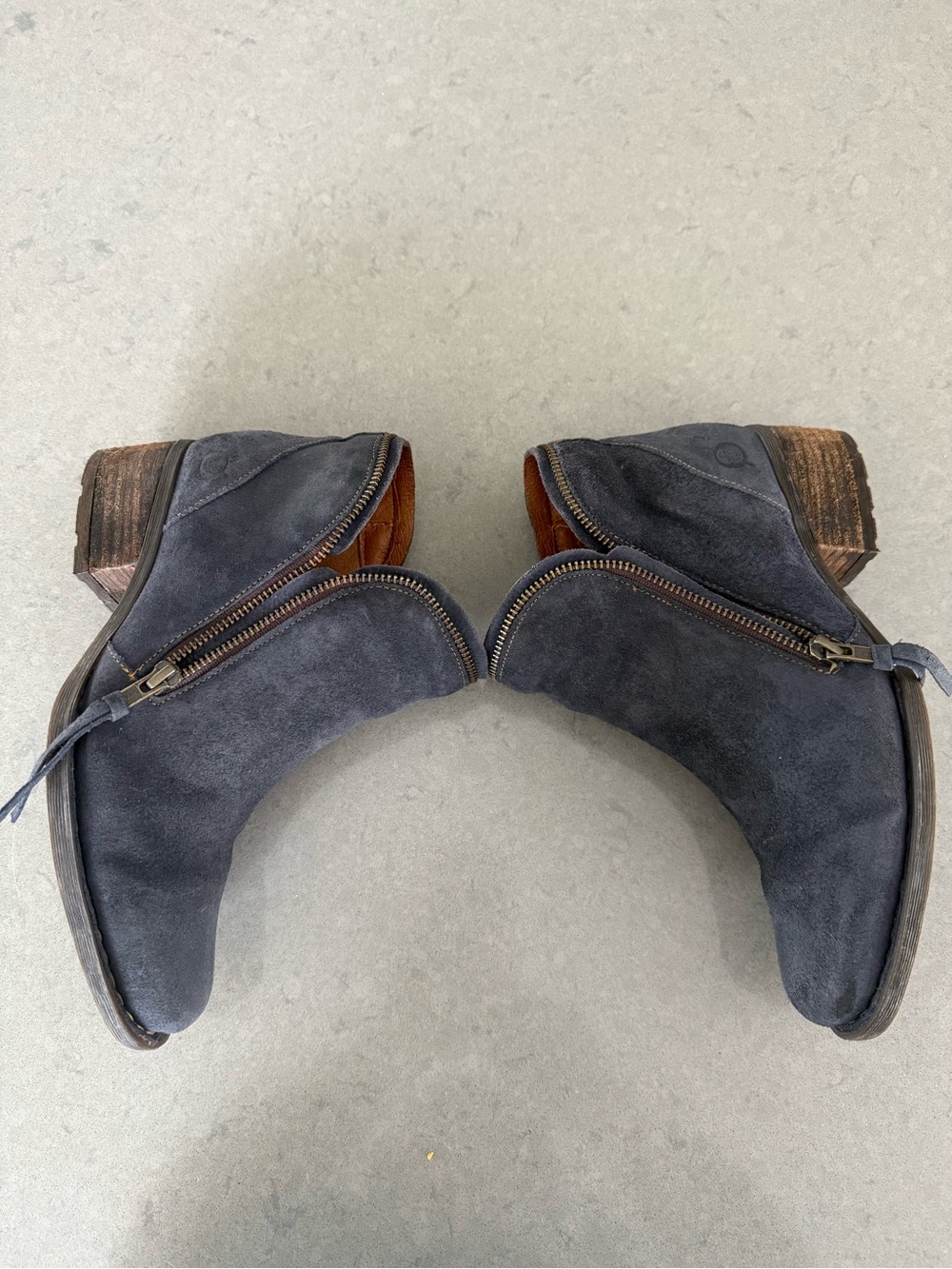 Born Vintage Blue Suede Ankle Booties with Side Zip Size 8 - Picture 7 of 10